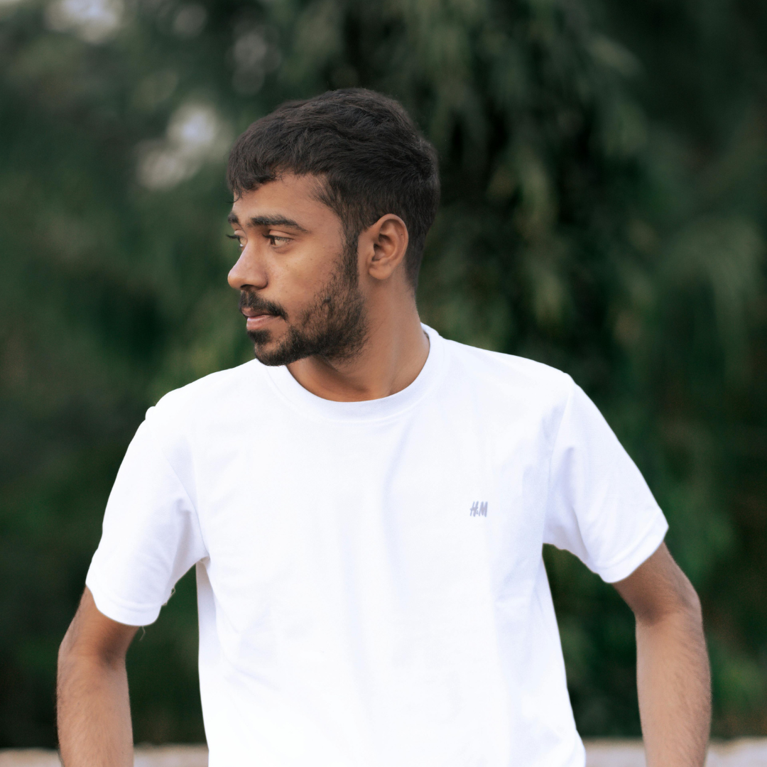 <strong>Álvaro R. Valencia (España)</strong>